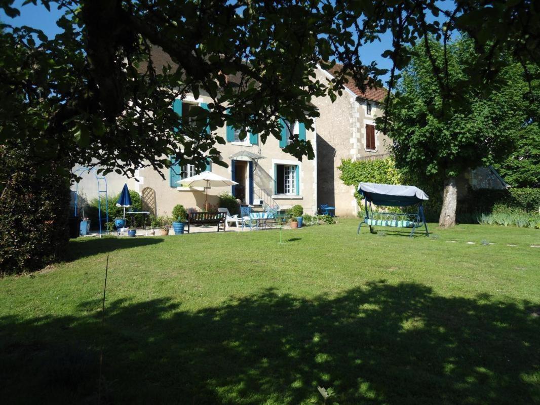 La Maison Bleue Arquian Exterior photo
